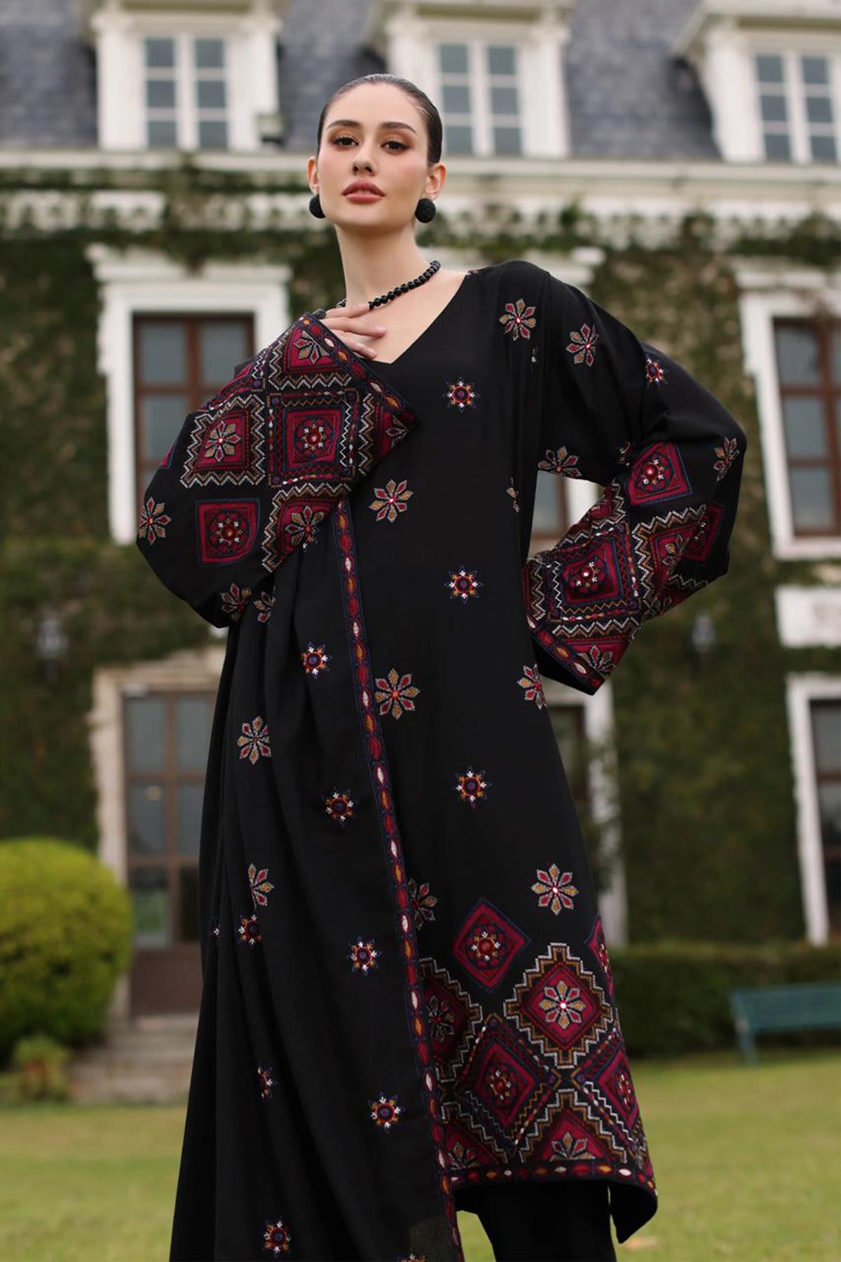 Bareeze 3PC Embroidered Karandi Suit with Embroidered Shawal -BS2152