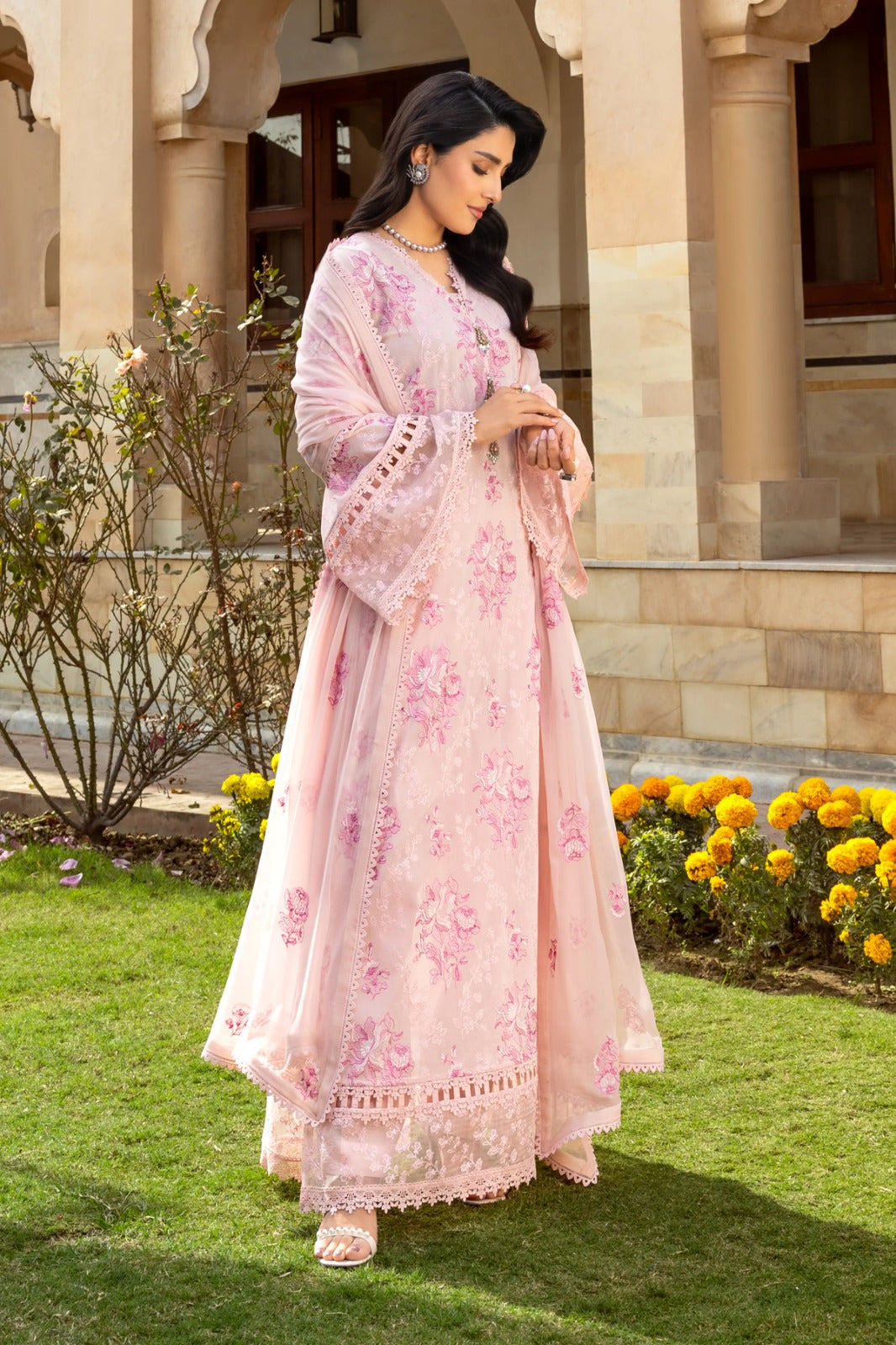 Bareeze 3PC Embroidered Lawn Suit with Embroidered chiffon Dupatta -BS2263