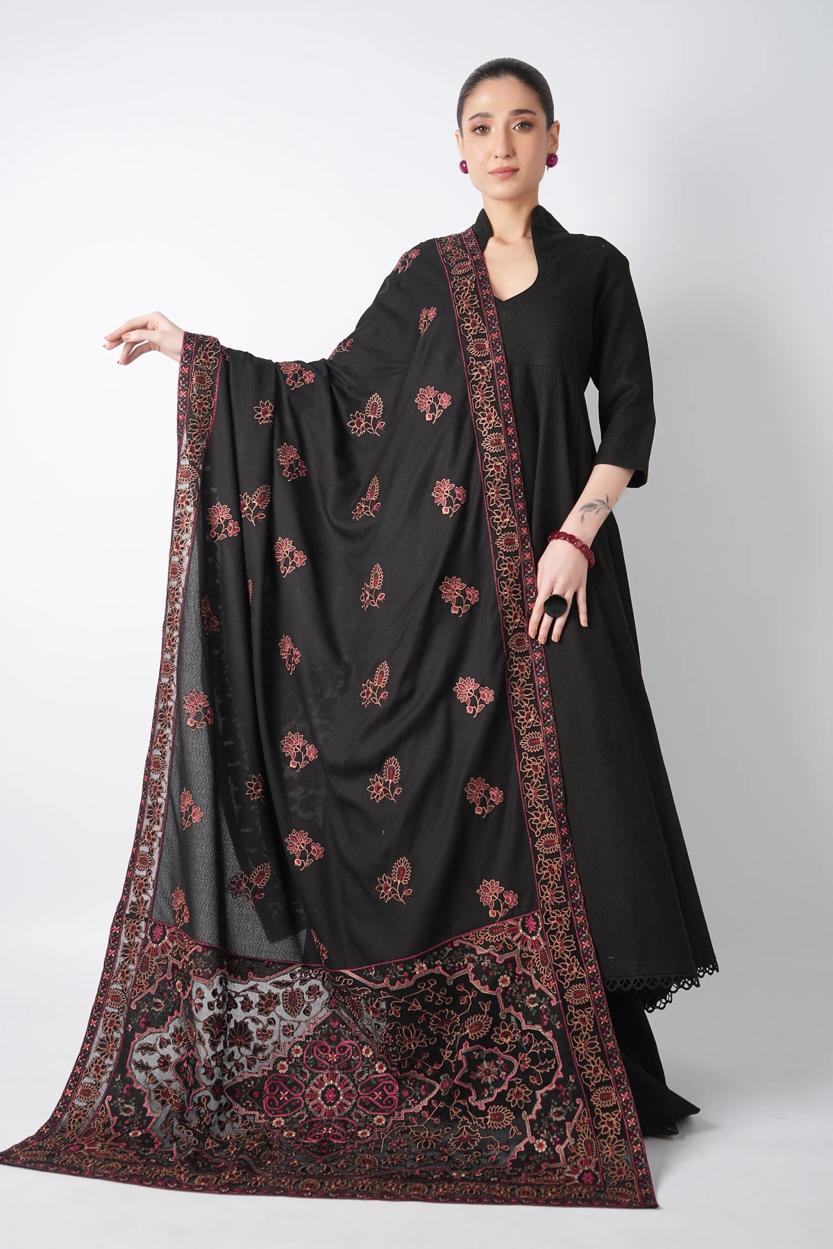 Bareeze 3PC Embroidered Karandi Suit with Embroidered Shwal -BS2313