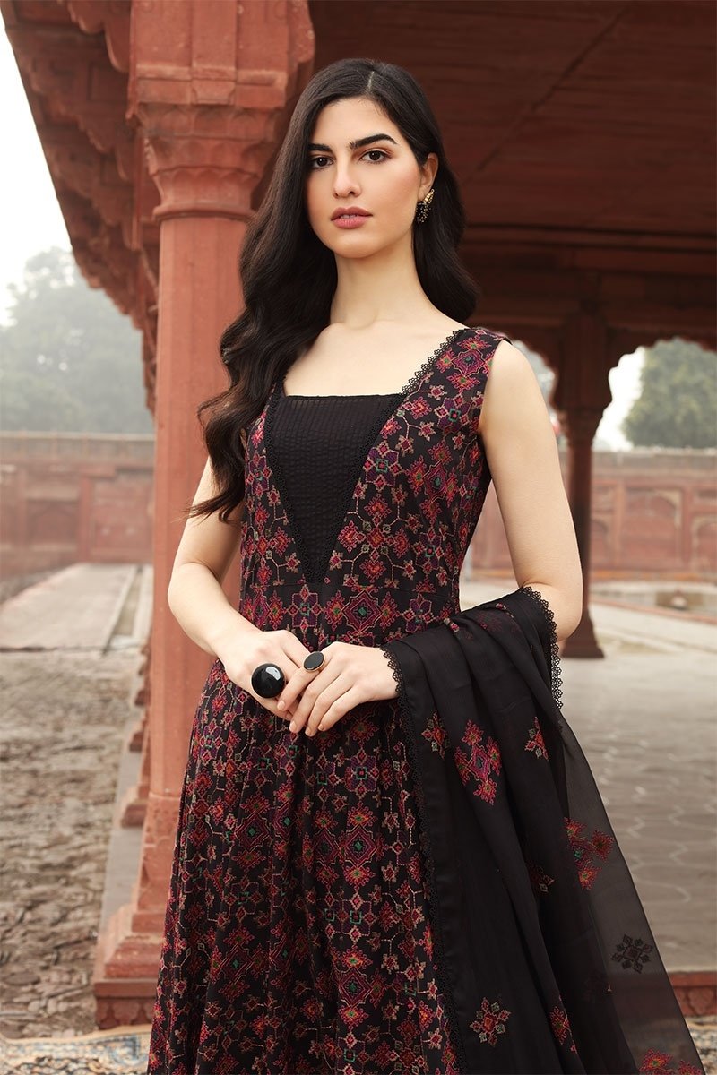 Bareeze 3PC Embroidered Lawn Suit with pure chiffon Dupatta - BS102117