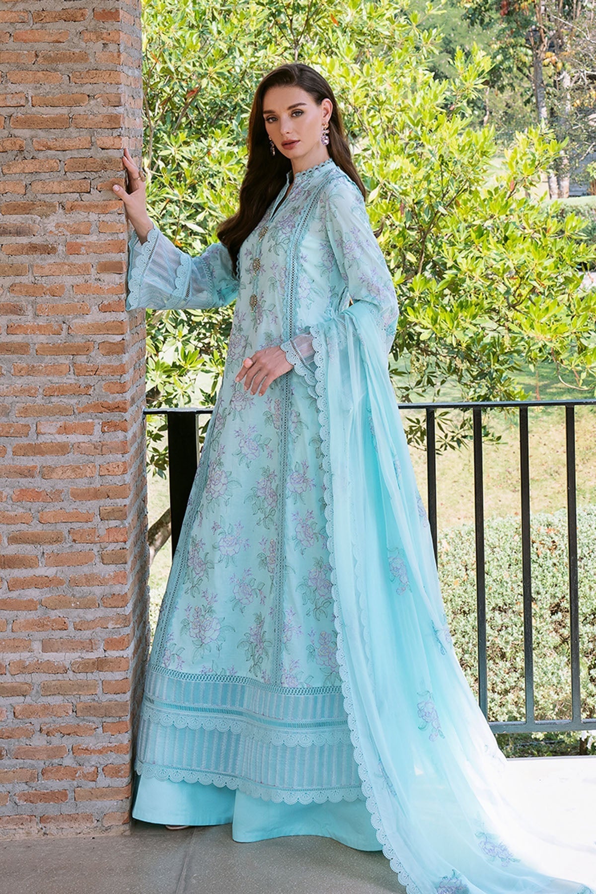 Bareeze Embroidered Lawn 3pc with Embroidered Chiffon Dupatta- BS03