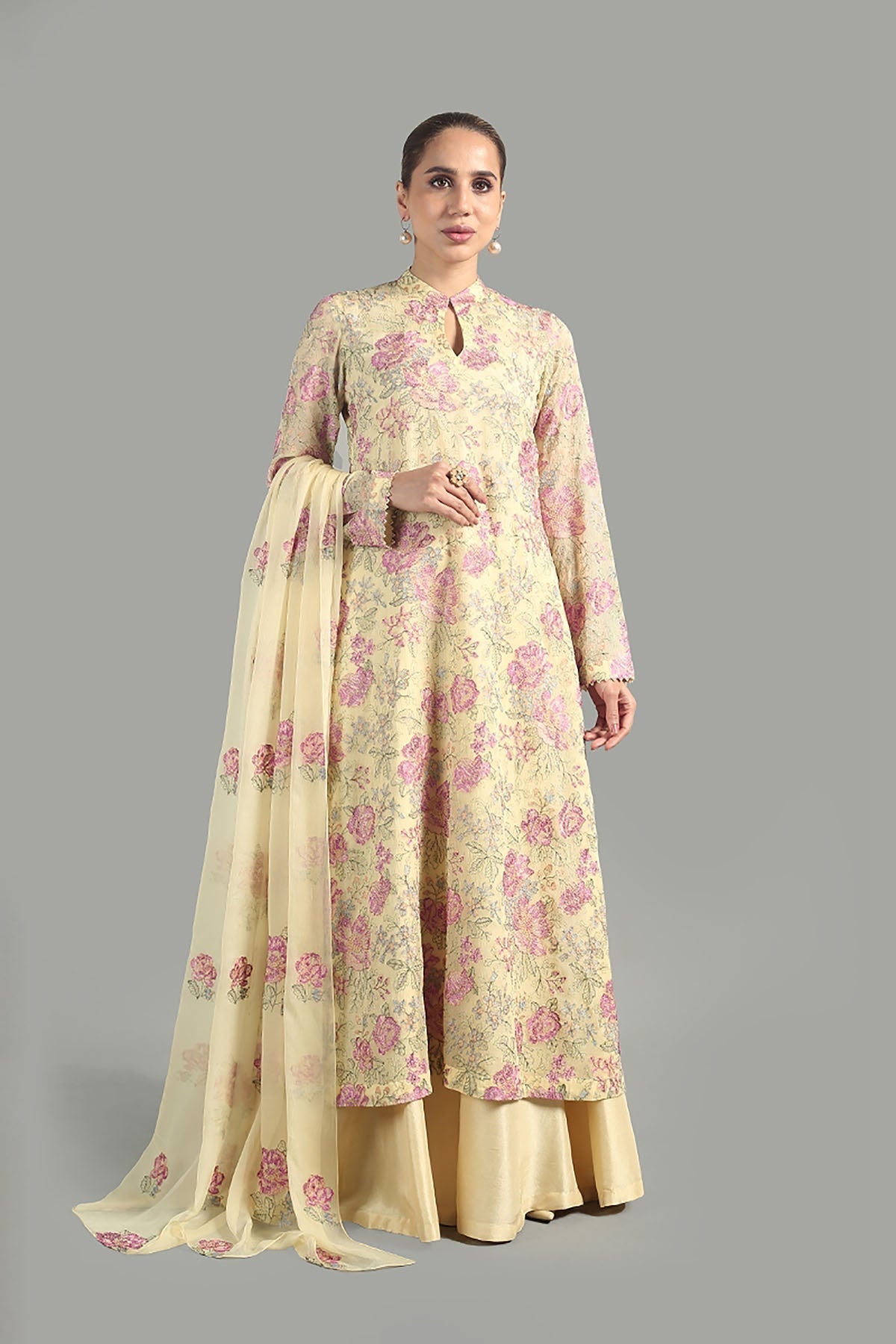 Bareeze Embroidered Lawn 3pc with Embroidered Chiffon Dupatta- BS1896